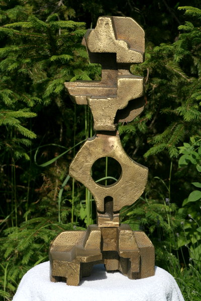 MONSTRANCE
