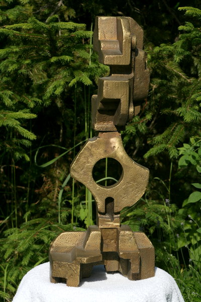 MONSTRANCE
