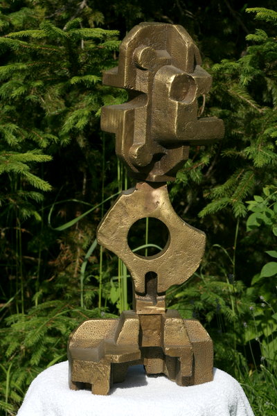 MONSTRANCE
