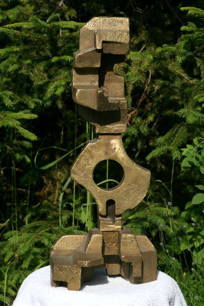 MONSTRANCE

