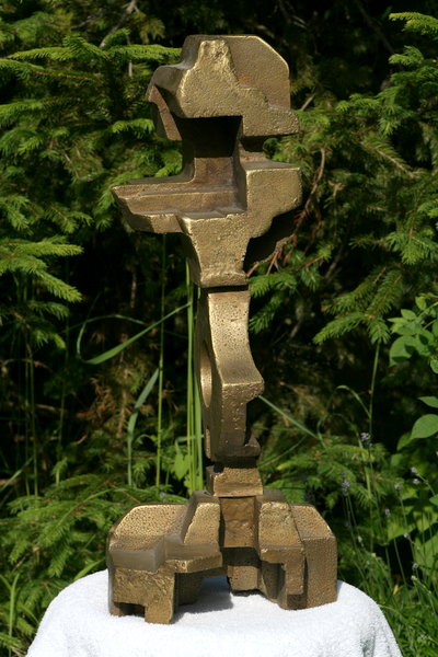 MONSTRANCE
